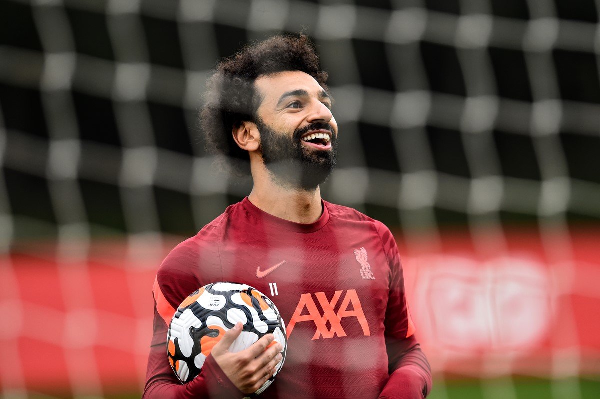 Salah diz que 'adoraria ficar no Liverpool até o fim da carreira