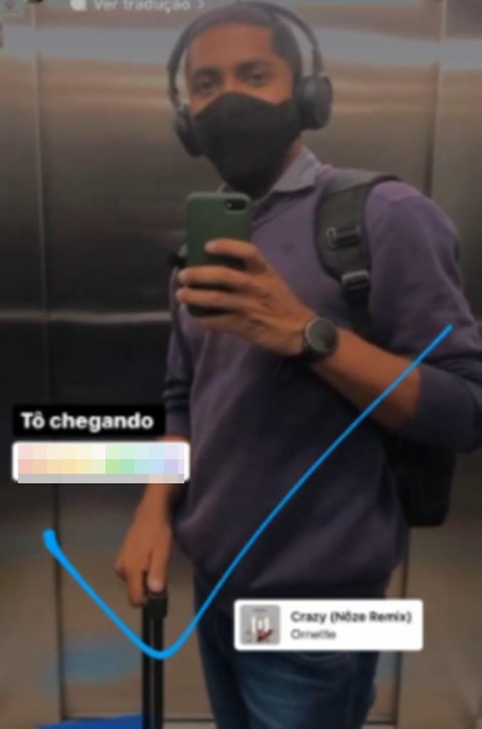 homem de máscara