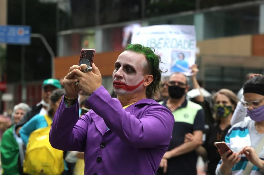 Protesto contra passaporte da vacina em SP