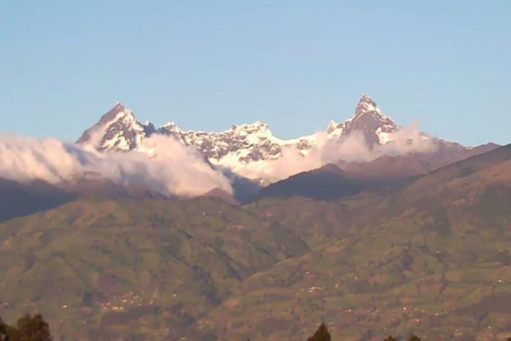 vulcão nevado