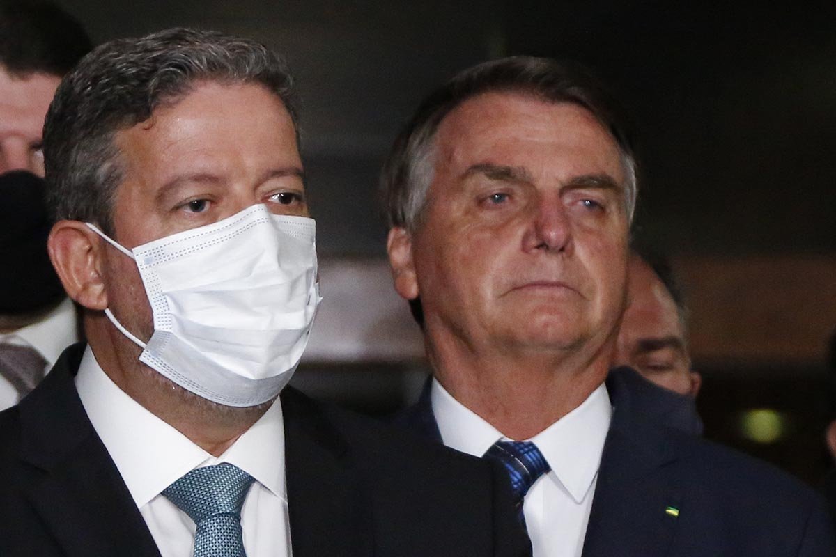 Lira diz que Bolsonaro deve &quot;pagar&quot; se falar sem &quot;base científica&quot;