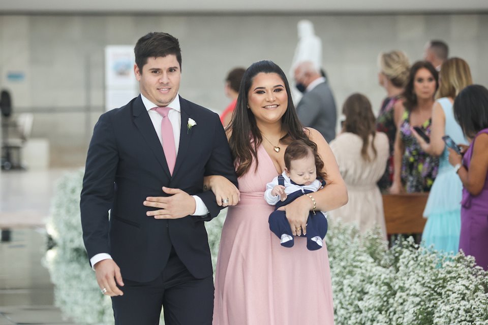 22/10/2021. Brasília-DF. Casamento Marina Nardelli e Rafael Barbosa na Catedral de Brasília. Fotos: Arthur Menescal/Especial Metrópoles