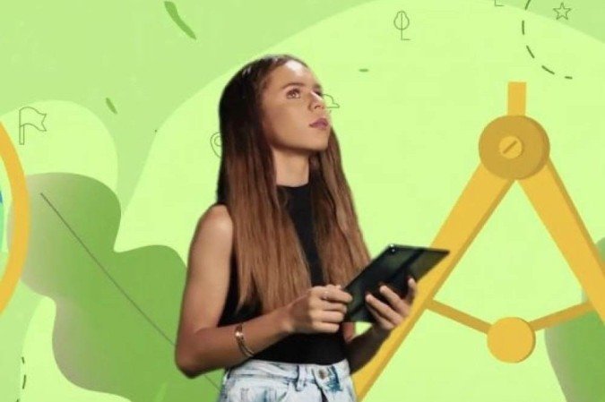 Influecer homossexual Alex Brito, conhecida como Bota Pó