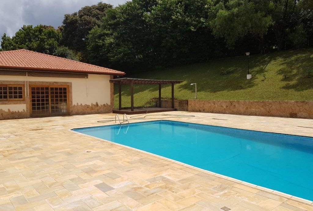 Piscina em sítio do megatraficante Gordão