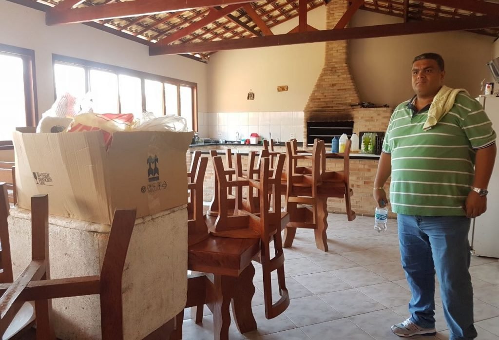 O megatraficante Anderson Lacerda Pereira, o Gordão, em seu sítio de Santa Isabel