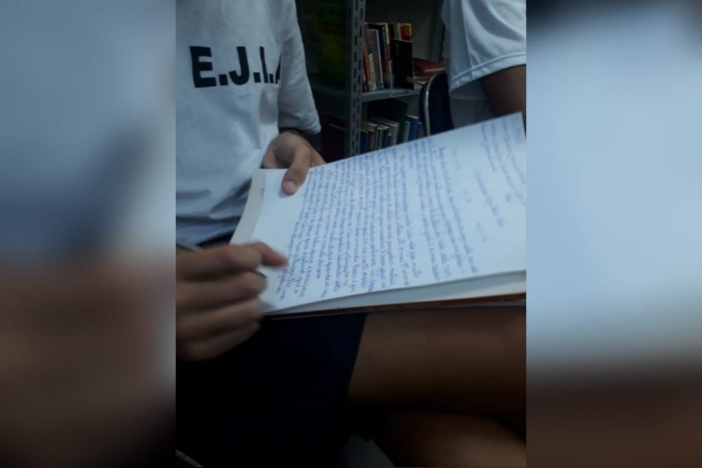 Projeto Palavras que Libertam, criado pelo escritor Binho Cultura