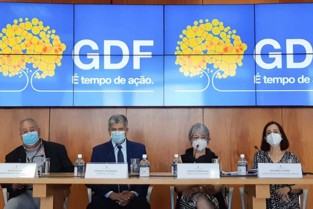 Coletiva Saúde e Educação do DF sobre a volta às aulas presenciais