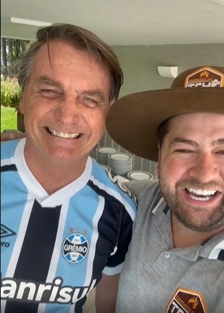 Churrasqueiro Tchê, o