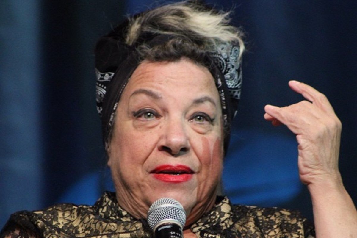 Camille Saviola, de Jornada nas Estrelas, morre aos 71 anos Metrópoles