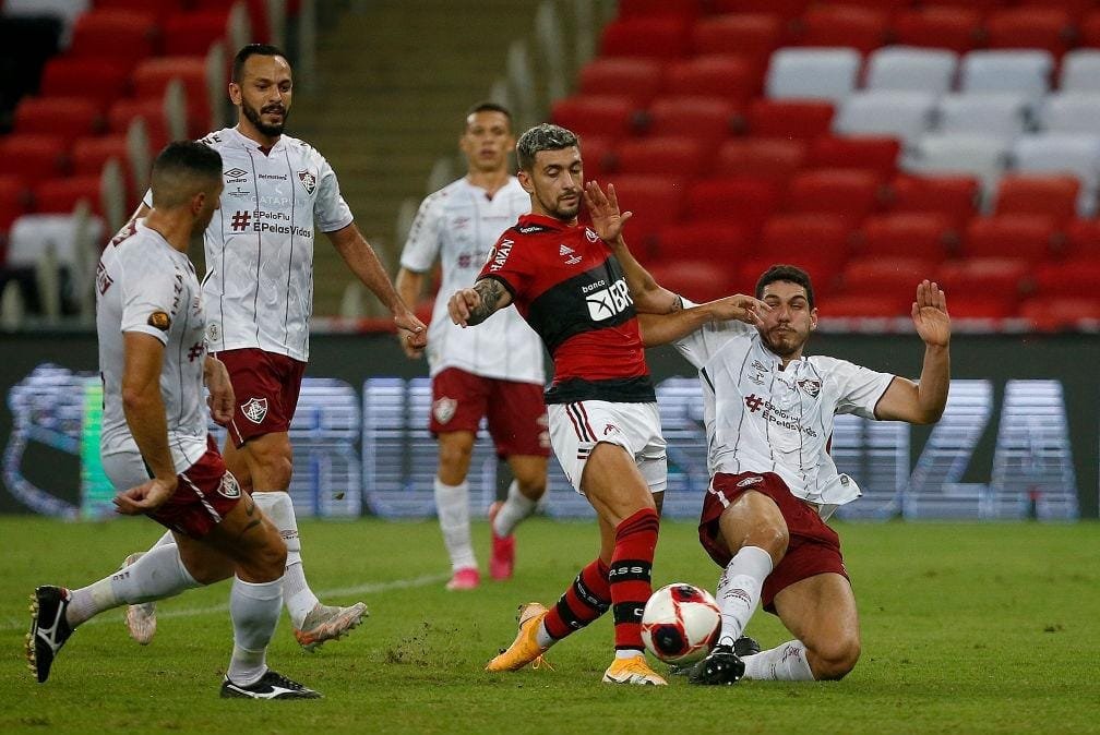 Flamengo on X: É amanhã, Nação! O MENGÃO enfrenta o Fluminense, às 18h, no  Maracanã, no jogo de volta da final do @cariocao! Acompanhe a partida ao  vivo e com imagens na