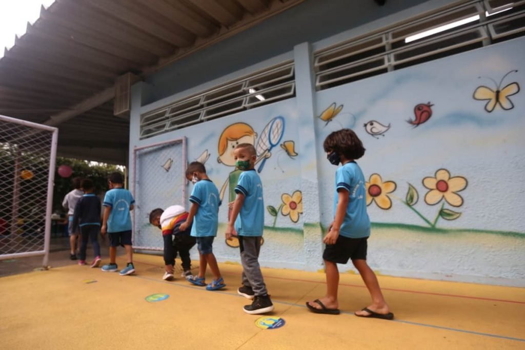 Sala de aula em escola pública