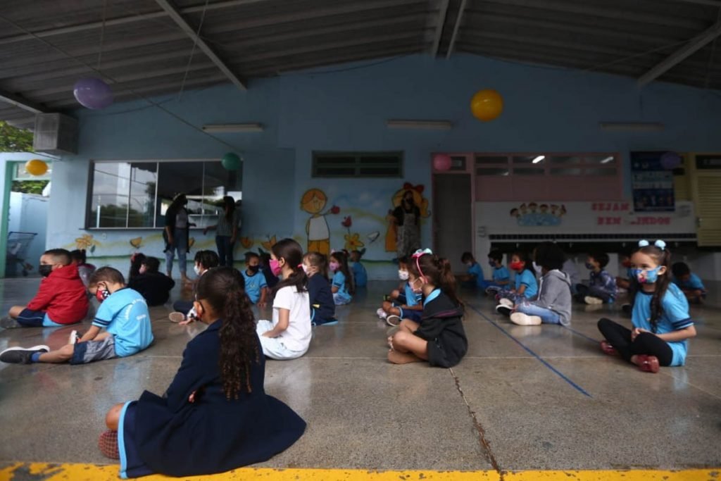 Sala de aula em escola pública