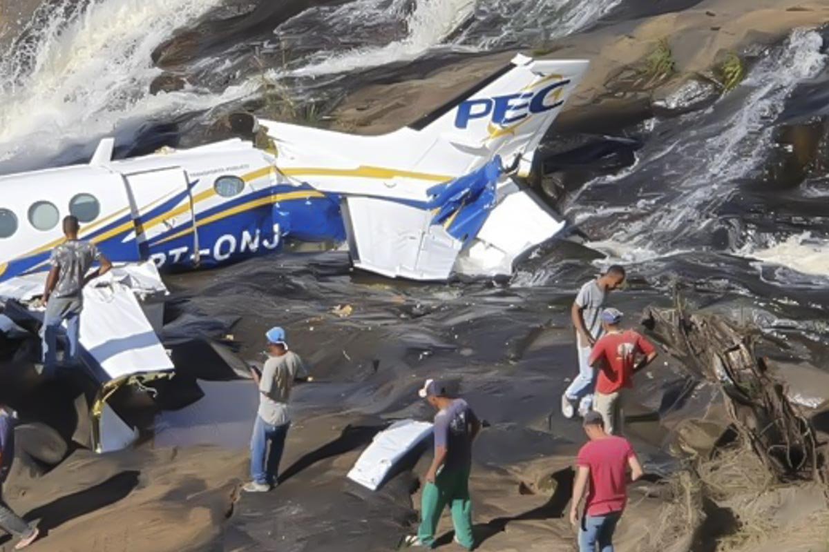 MPT investiga proprietária de avião onde estava Marília Mendonça