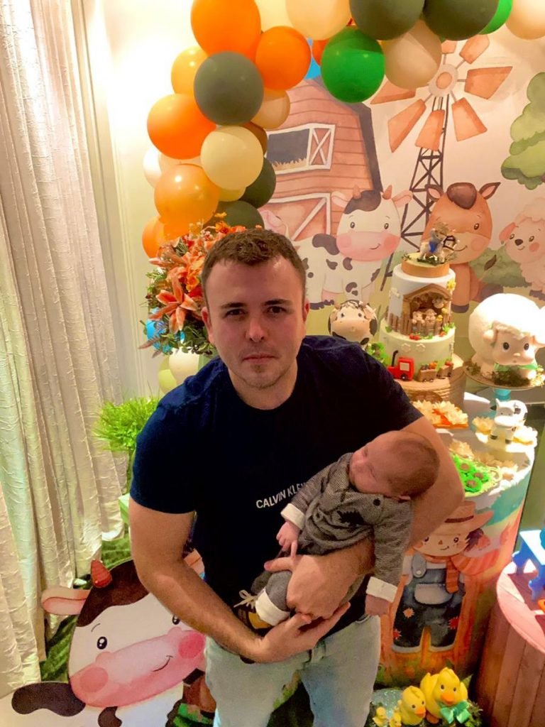 Médico da Marinha, Tiago Costa comemora aniversário do filho - Goiânia, Goiás