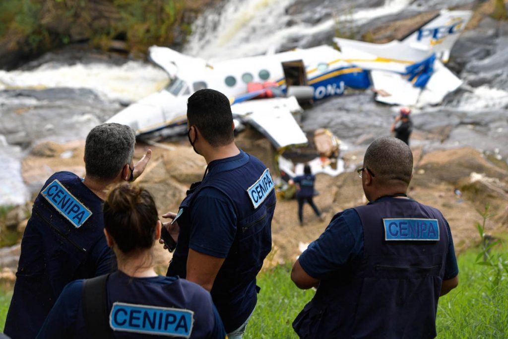 Relatório aponta erro do piloto em acidente aéreo que matou Sala