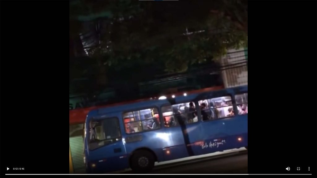 Motorista abandona ônibus após passageira reclamar de demora em Belo Horizonte (MG)