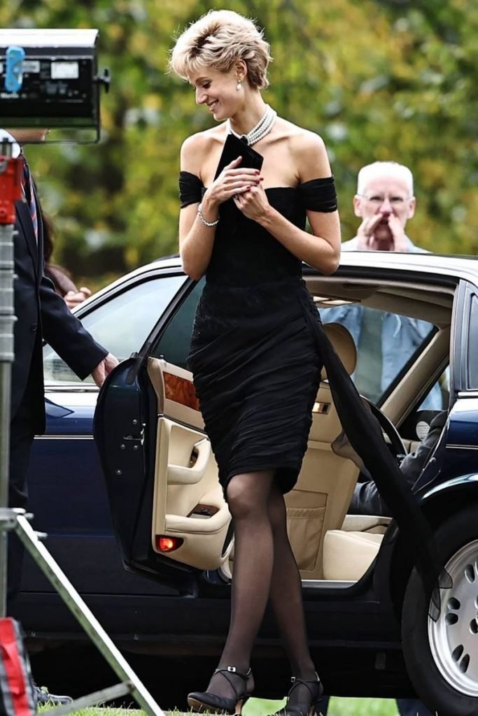 Elizabeth Debicki e princesa Diana