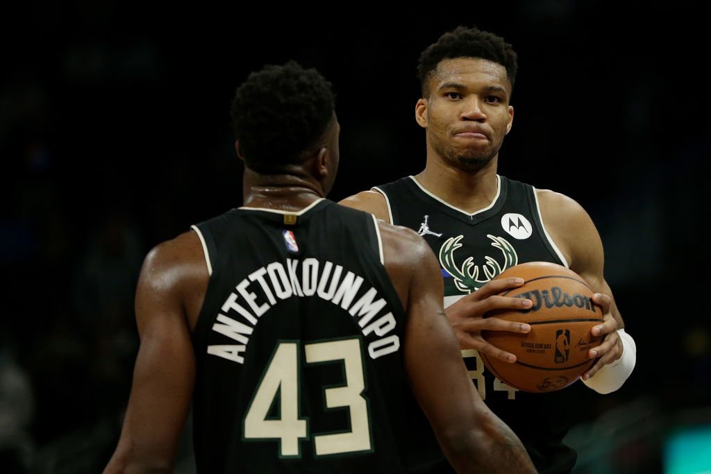 NBA: Giannis Antetokounmpo opina sobre o melhor jogador do mundo atualmente