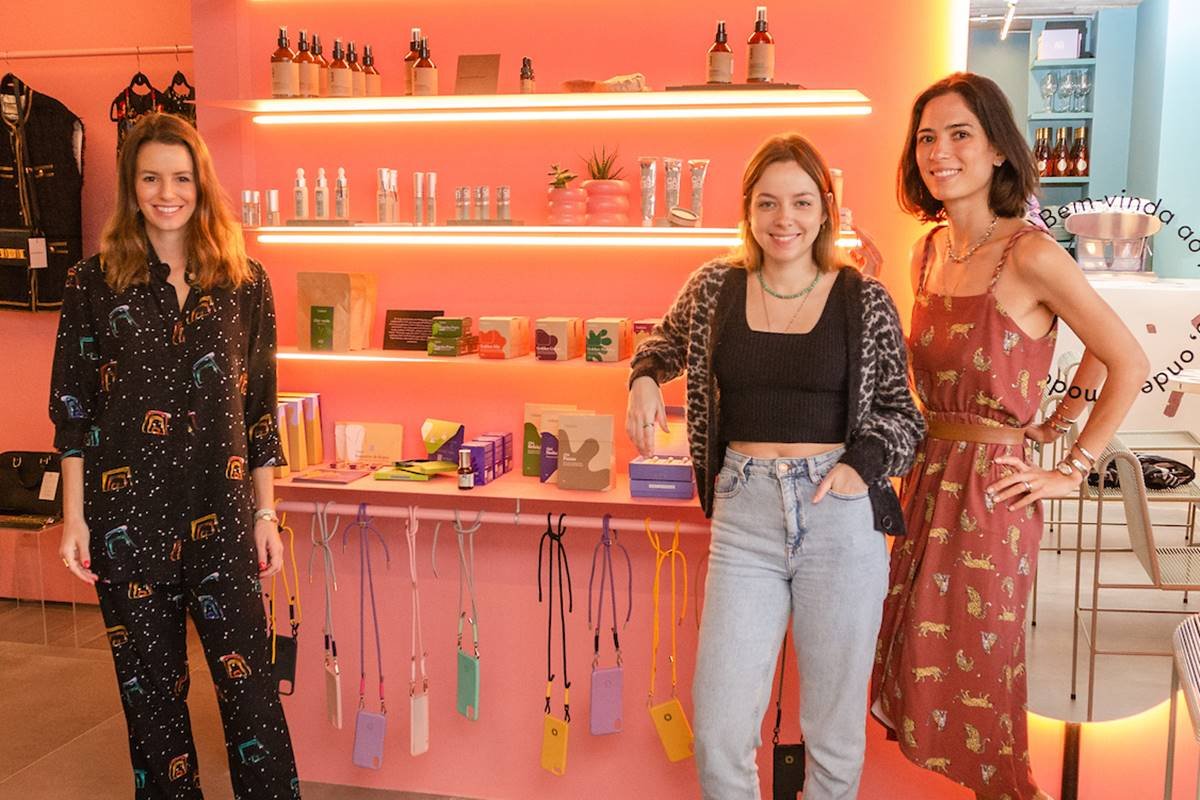 Gabriella Constantino, Nicole Vendramini e Nathalia Simões