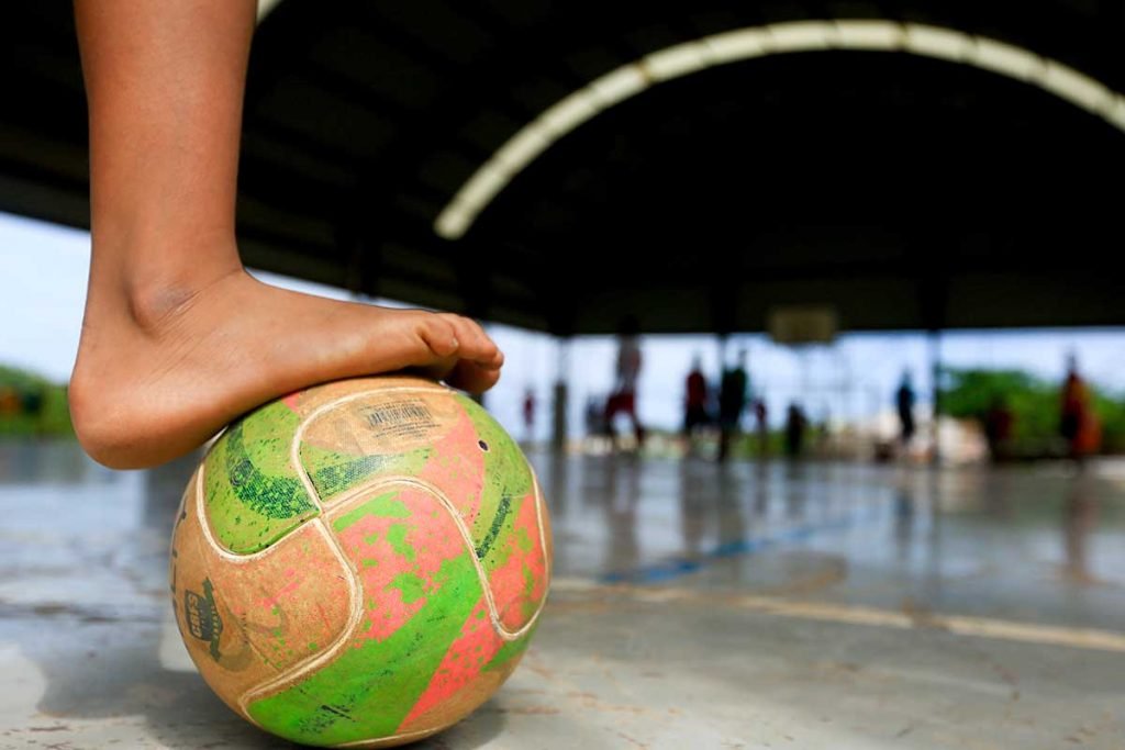 Crianças - Futebol - Bola - Esportex