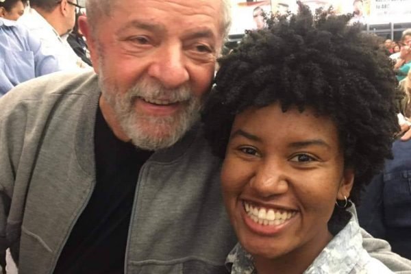 o ex-presidente Lula usou o Twitter para expressar solidariedade à “companheira” de partido