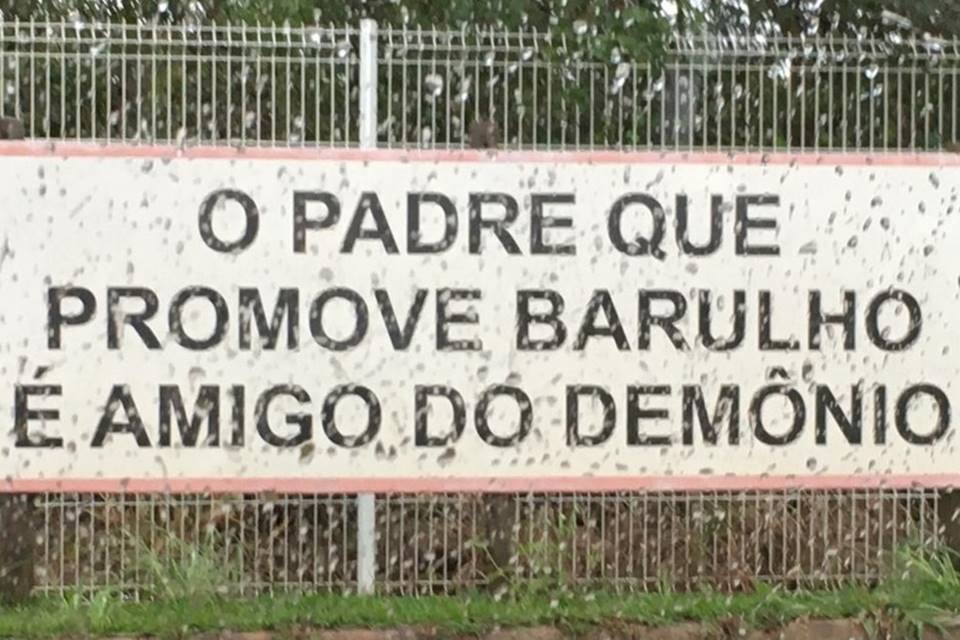 placa moralista em povoado de anápolis