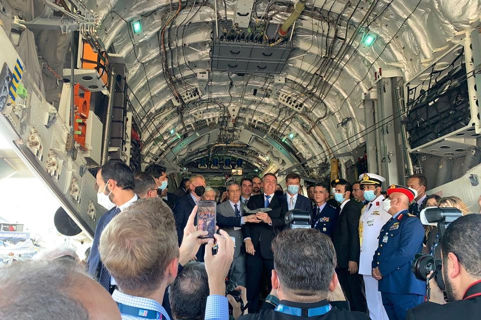 Bolsonaro visita a Dubai Air Show