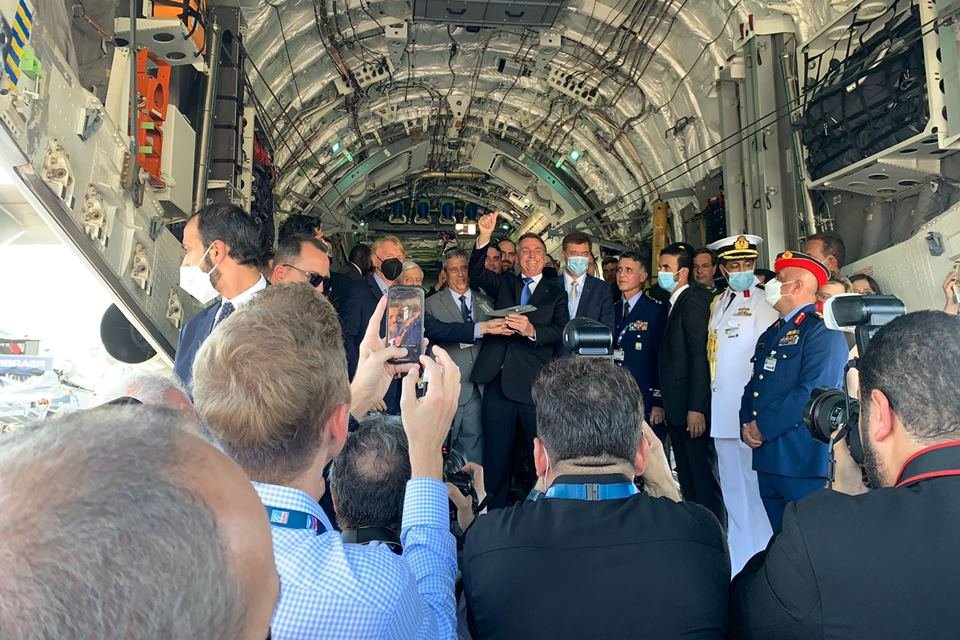 Bolsonaro visita a Dubai Air Show