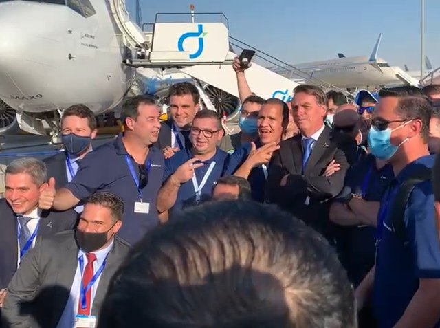 Bolsonaro visita a Dubai Air Show
