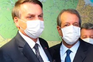 Presidente Jair Bolsonaro e Valdemar Costa Neto