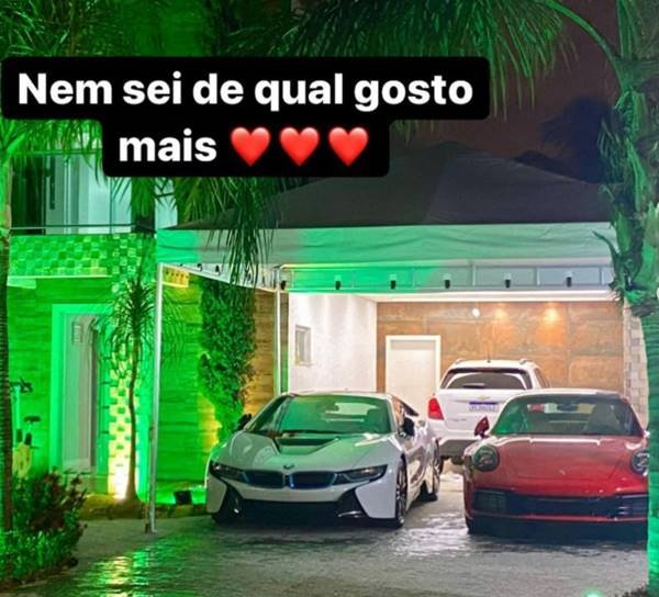 Carros de luxo