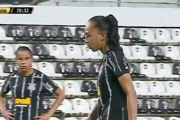 Corinthians doará renda do time feminino às vítimas das chuvas, mas torcida  cobra: 'Por que não do masculino?