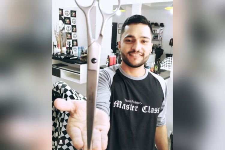 Barbeiro Chris com câncer morto PM Goiás