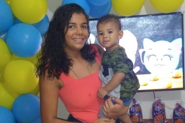Morre Bebe De 1 Ano E 8 Meses Que Caiu Do 3ª Andar De Predio No Rio