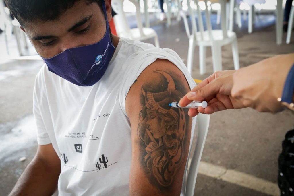 Com 28 pontos de vacinação, DF tem Dia D contra a Covid10
