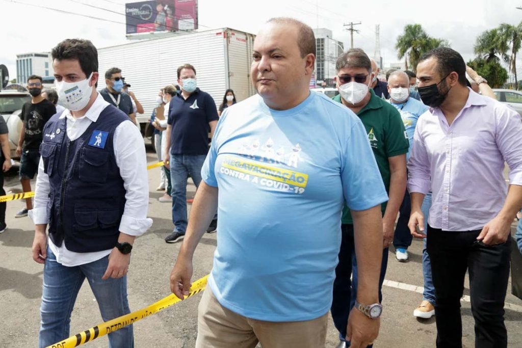 Com 28 pontos de vacinação, DF tem Dia D contra a Covid16