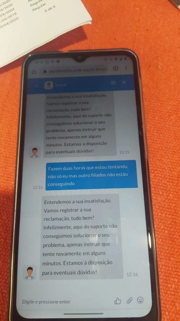Imagens mostram falha no aplicativo do PSDB