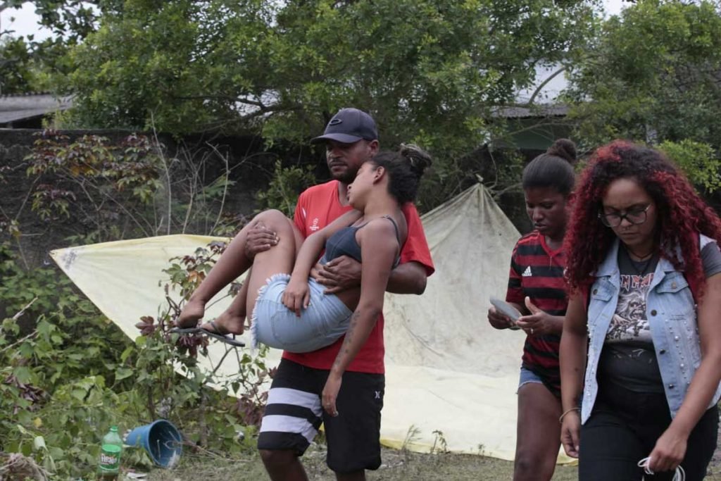 Moradores encontram 8 corpos após confrontos em favela de São Gonçalo com o BOPE