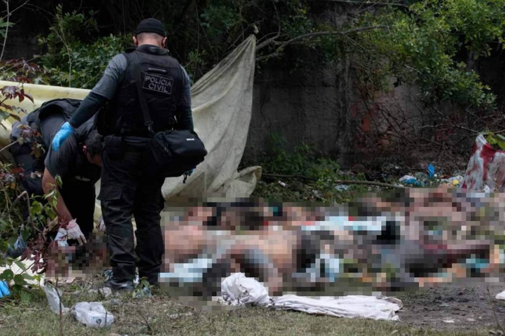 Moradores encontram 8 corpos após confrontos em favela de São Gonçalo com o BOPE