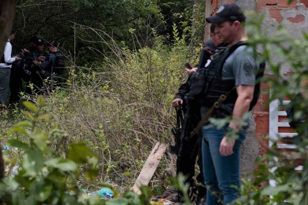 Moradores encontram 8 corpos após confrontos em favela de São Gonçalo com o BOPE