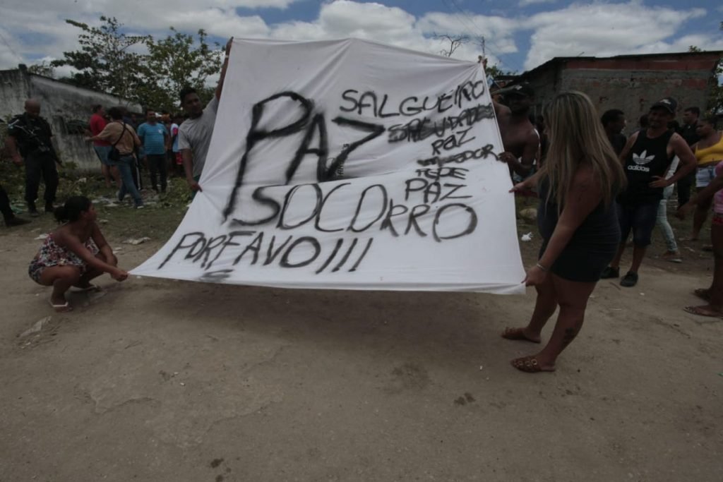 Moradores encontram 8 corpos após confrontos em favela de São Gonçalo com o BOPE