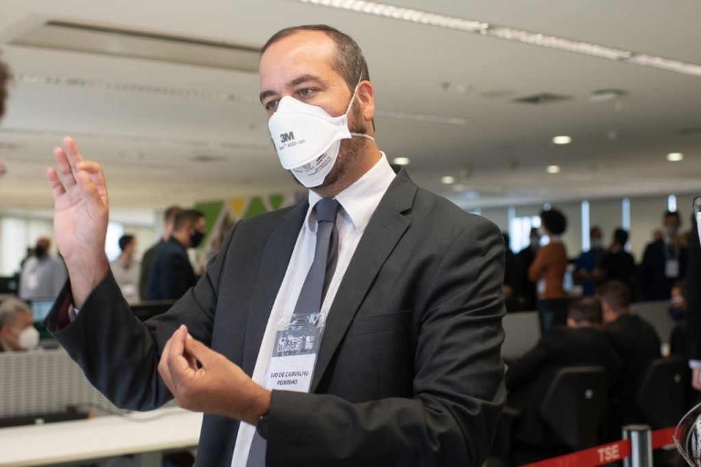 Perito da polícia federal, Ivo de Carvalho Peixinho