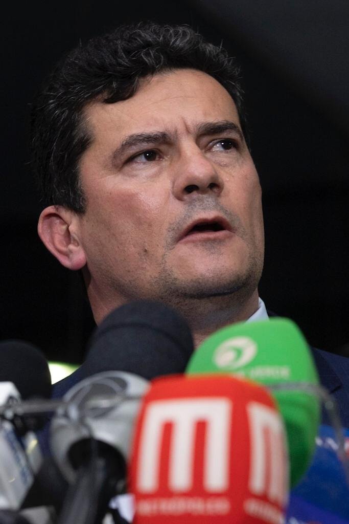 O candidato à presidência Sergio Moro concede coletiva no Senado Federal para apoiar o posicionamento do Podemos a favor dos programas de transferência de renda