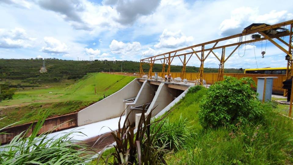 Abertas as comportas da Barragem do Paranoá