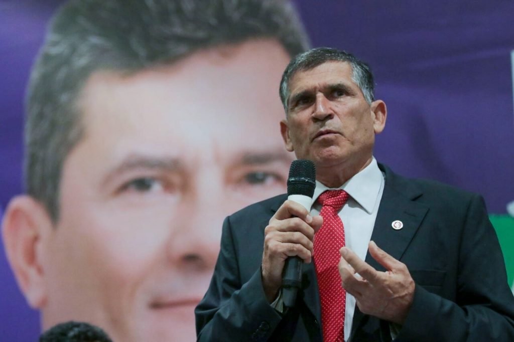 filiação do Santos Cruz