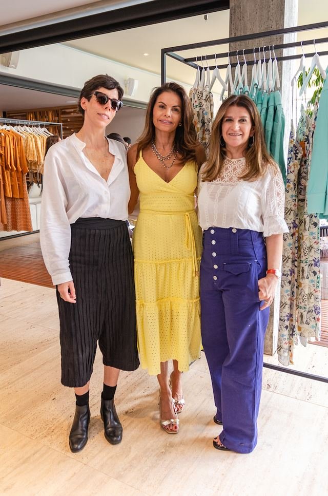 Três mulheres juntas