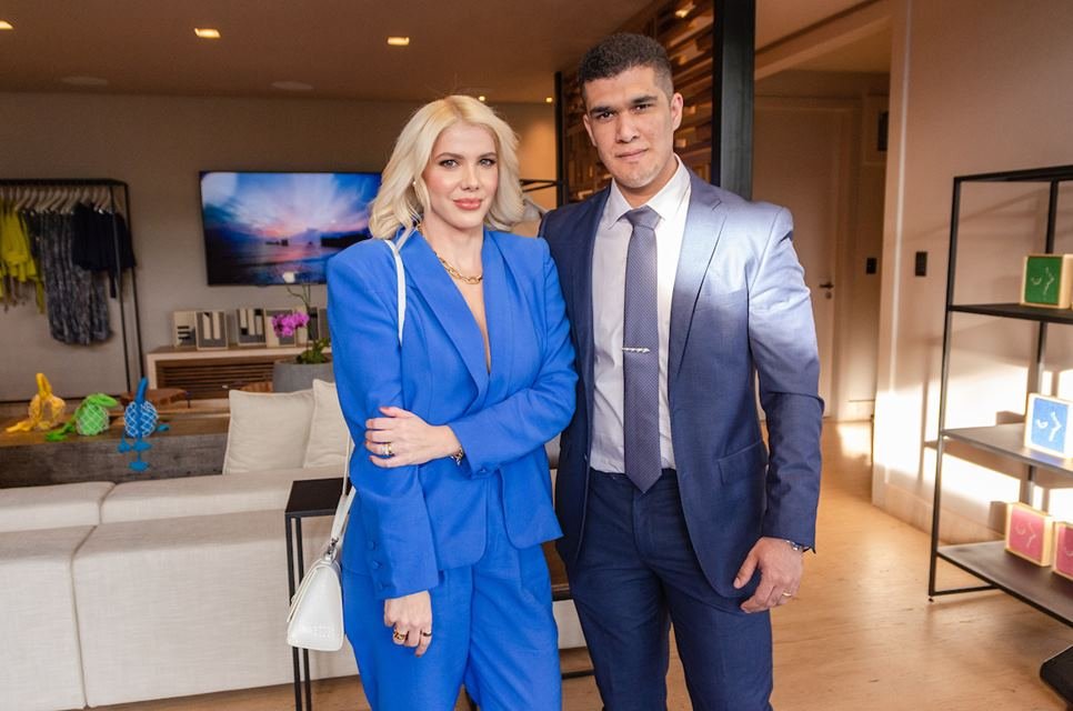Mulher e homem juntos