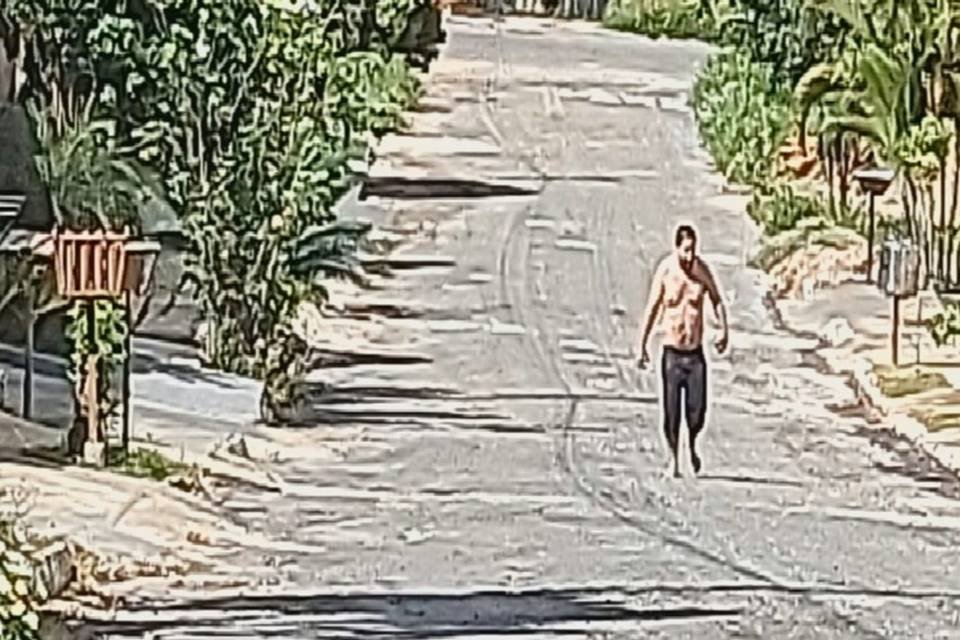 homem mata irmã e tia e sai armado pelas ruas de senador canedo, goiás