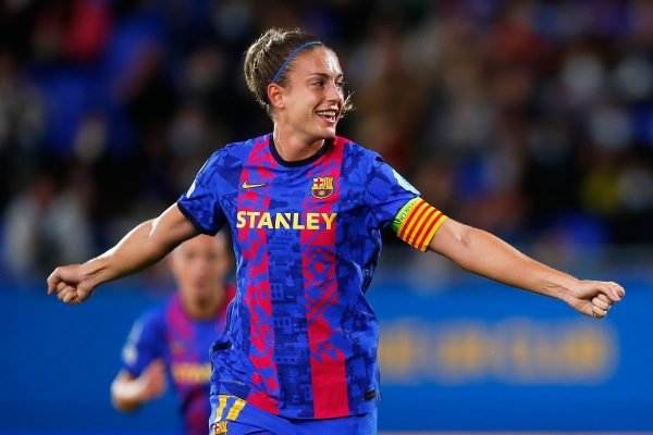 Bola de Ouro: Alexia Putellas, do Barcelona, é eleita melhor jogadora do  mundo pela segunda vez - Lance!