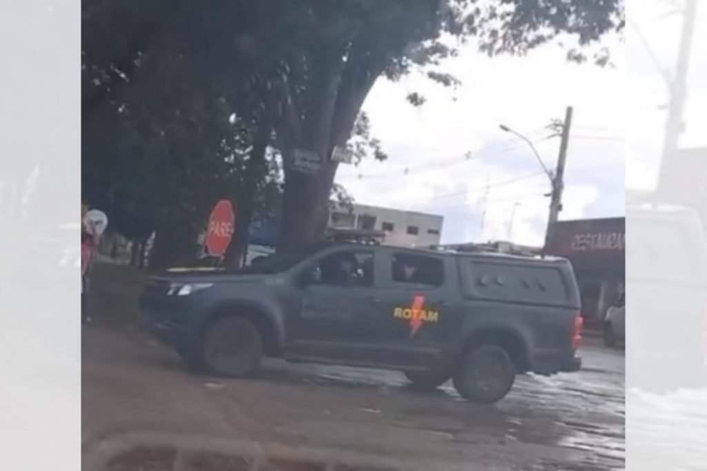 Viatura da Rotam da PM em Abadiânia (GO)